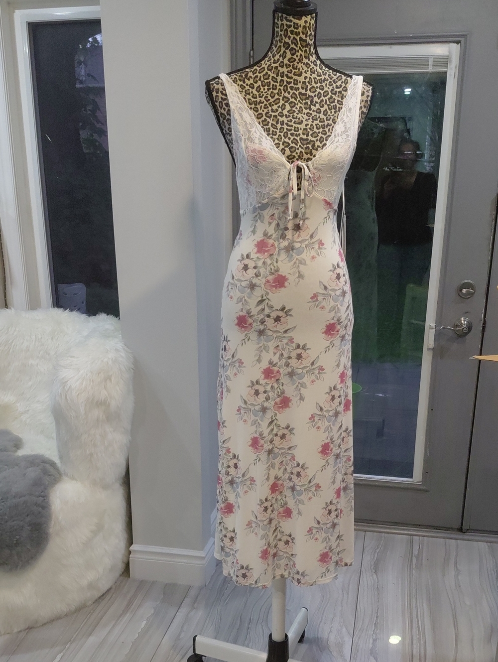 Floral Lace-Trim Slip Dress in Cream and Pink